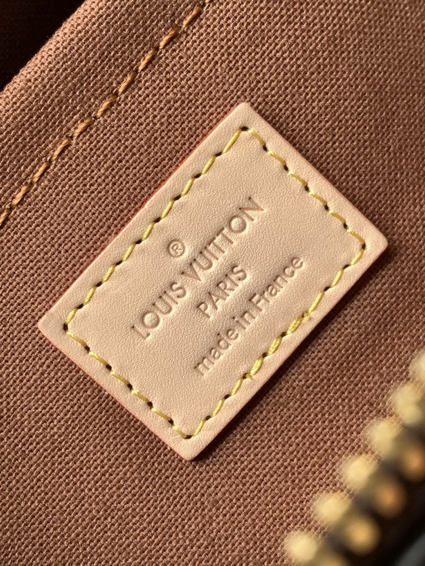 LV Bag-NFC(AAA)-223
