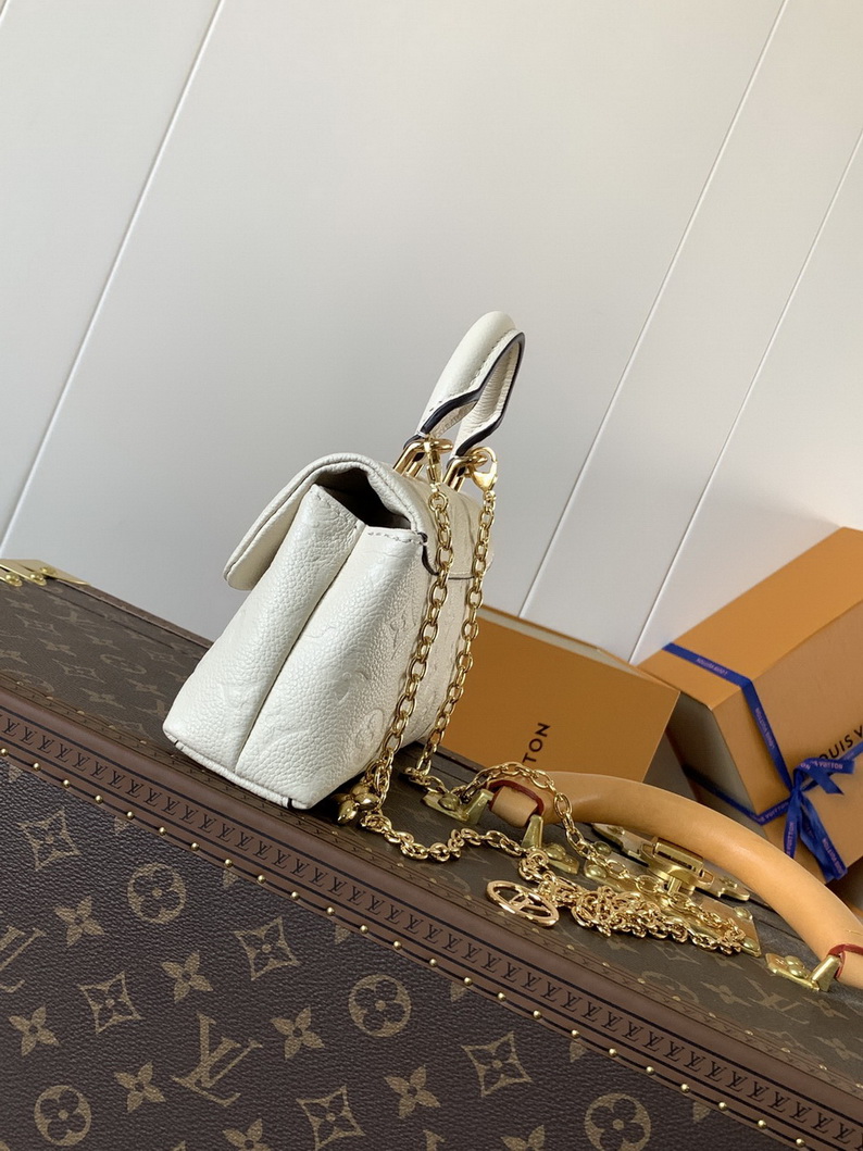 LV Bag-NFC(AAA)-228