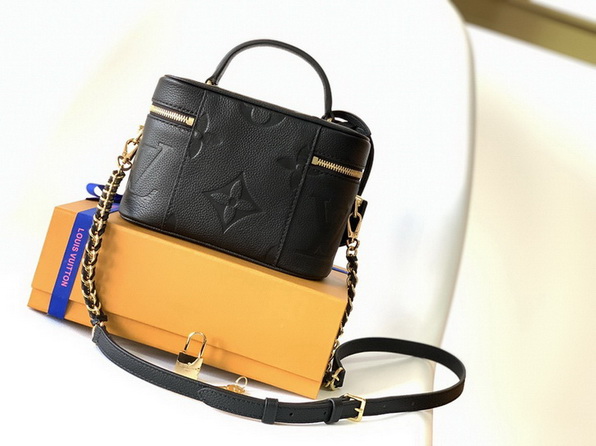 LV Bag-NFC(AAA)-245