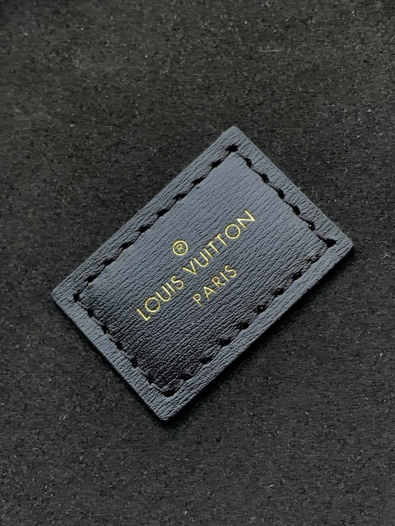 LV Bag-NFC(AAA)-333