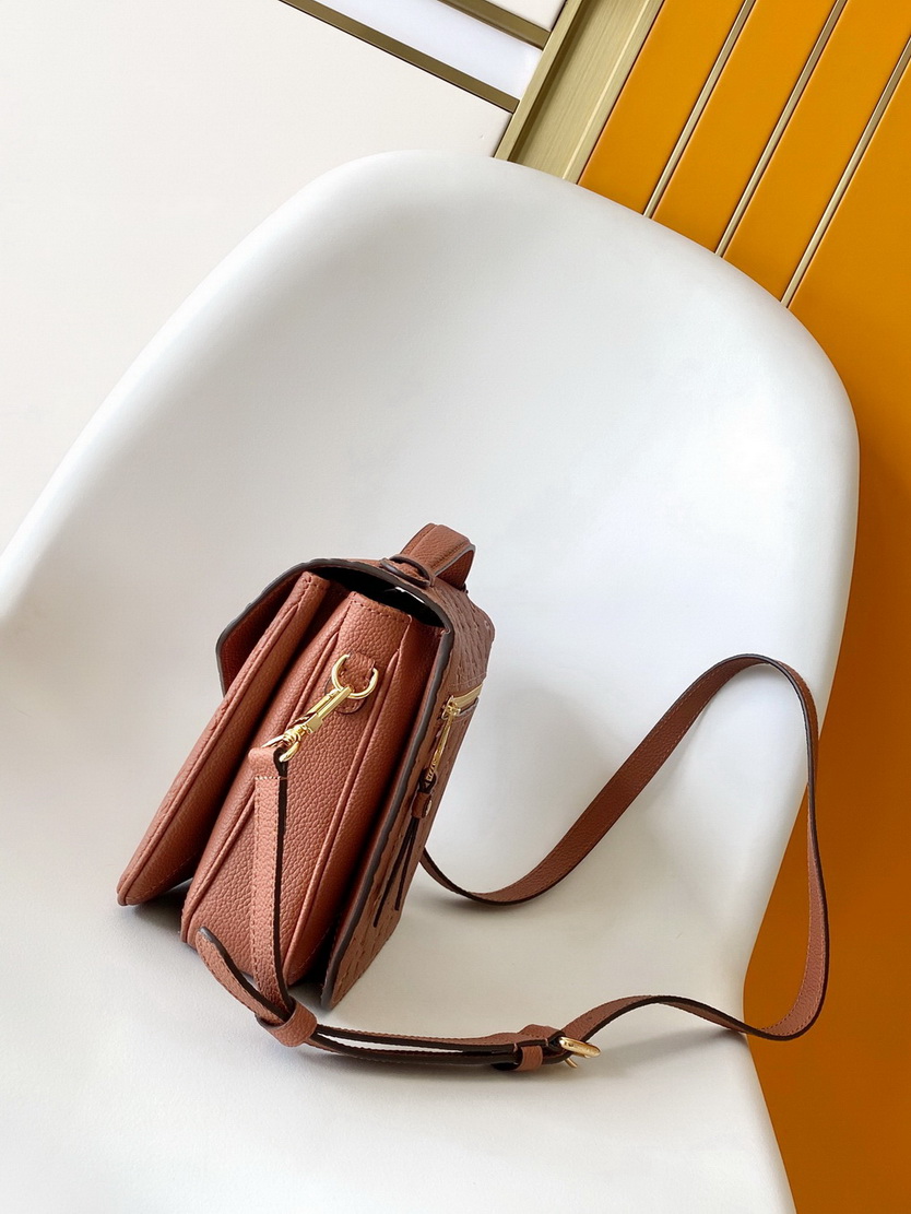 LV Bag-NFC(AAA)-337