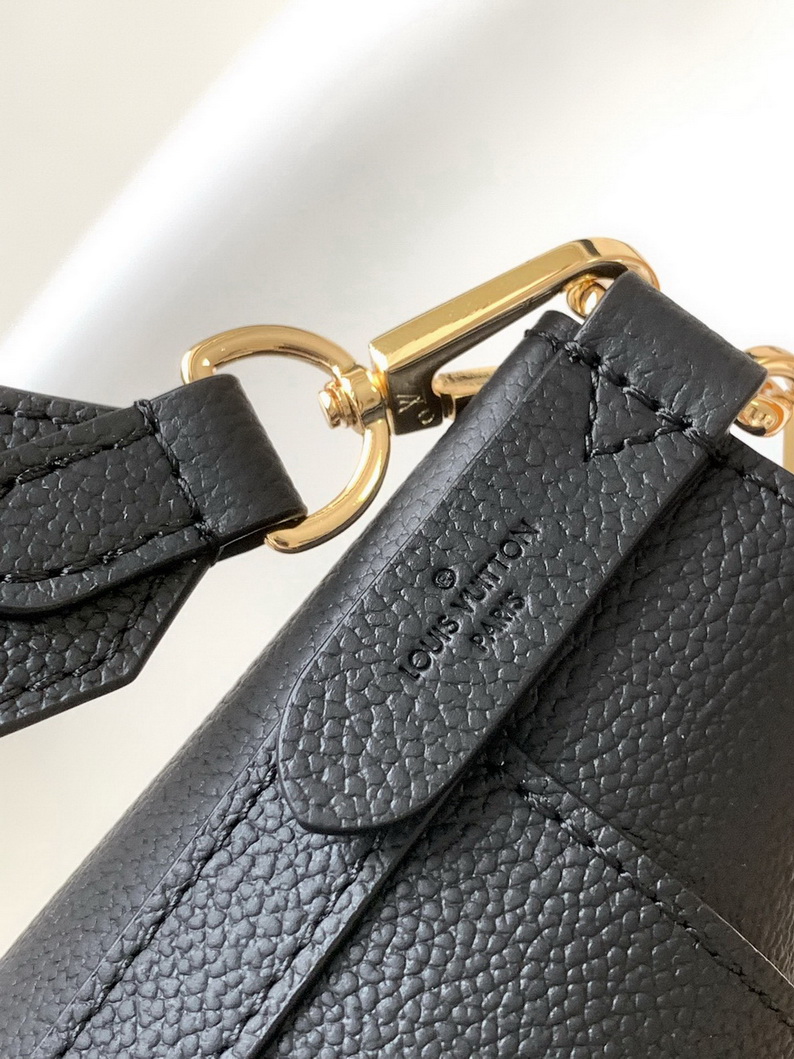 LV Bag-NFC(AAA)-379