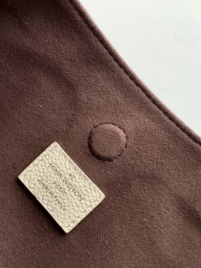 LV Bag-NFC(AAA)-401