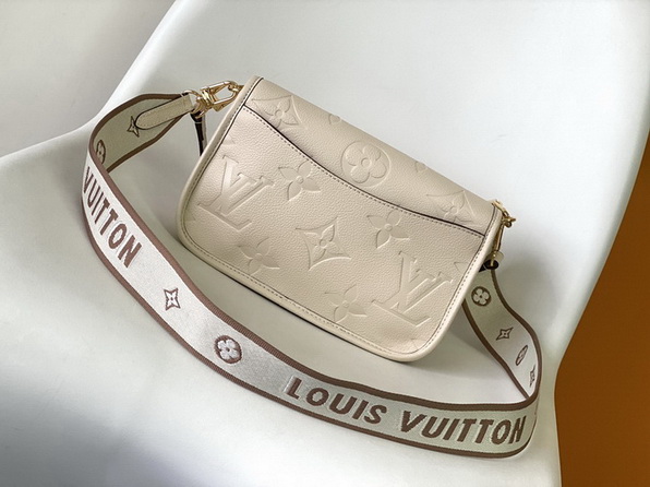 LV Bag-NFC(AAA)-469