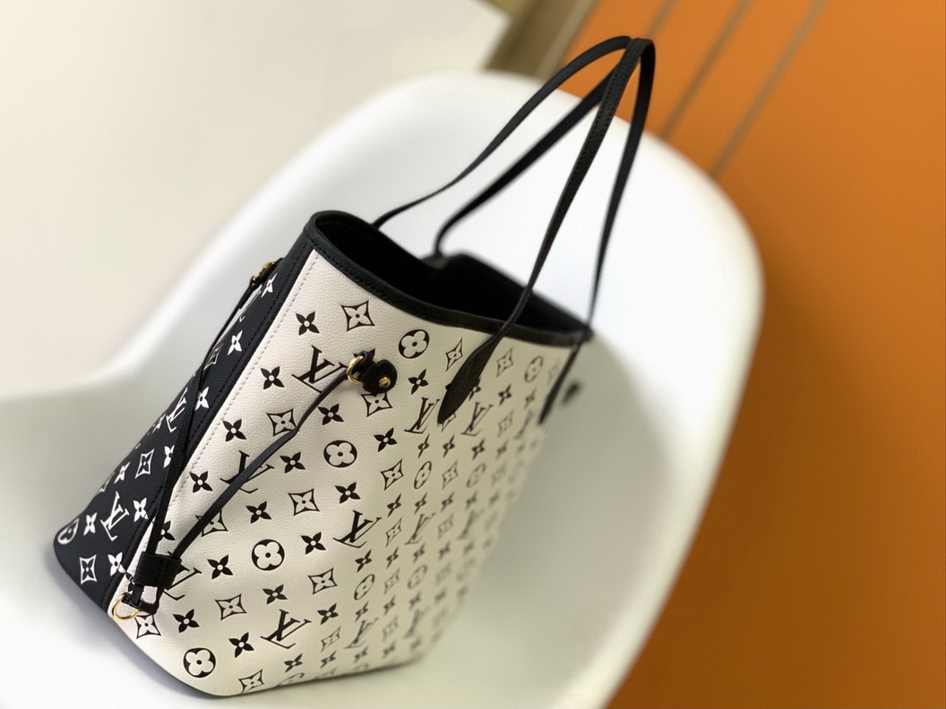 LV Bag-NFC(AAA)-521