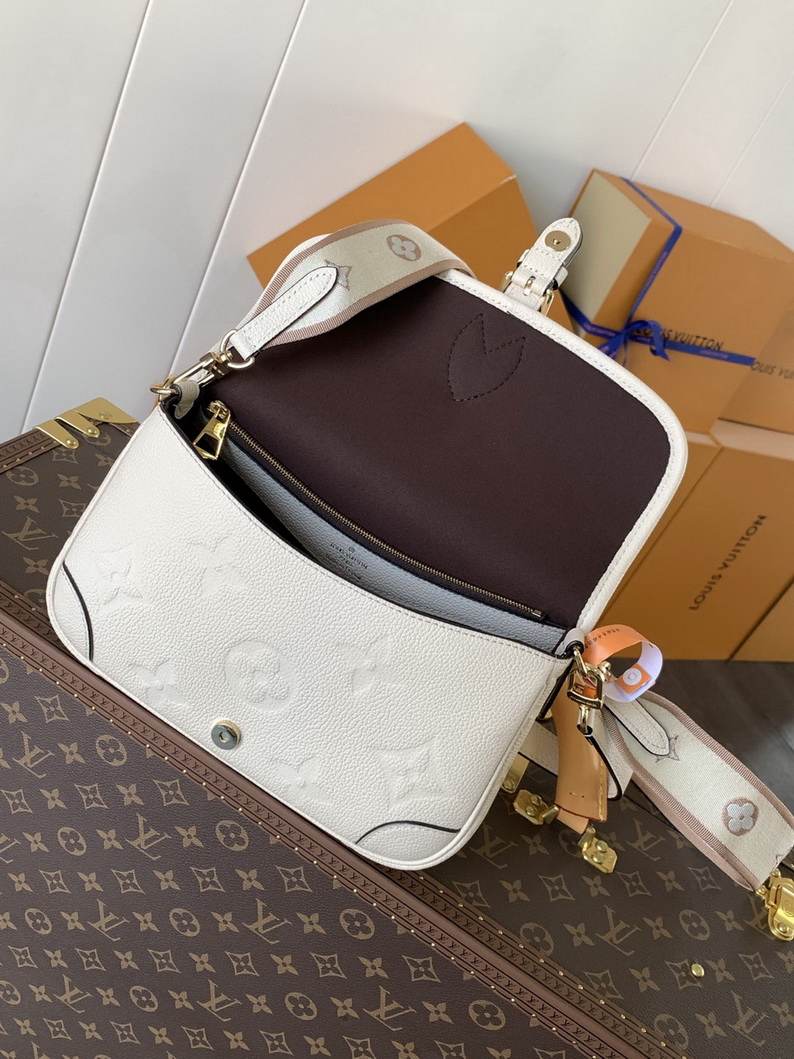 LV Bag-NFC(AAA)-534