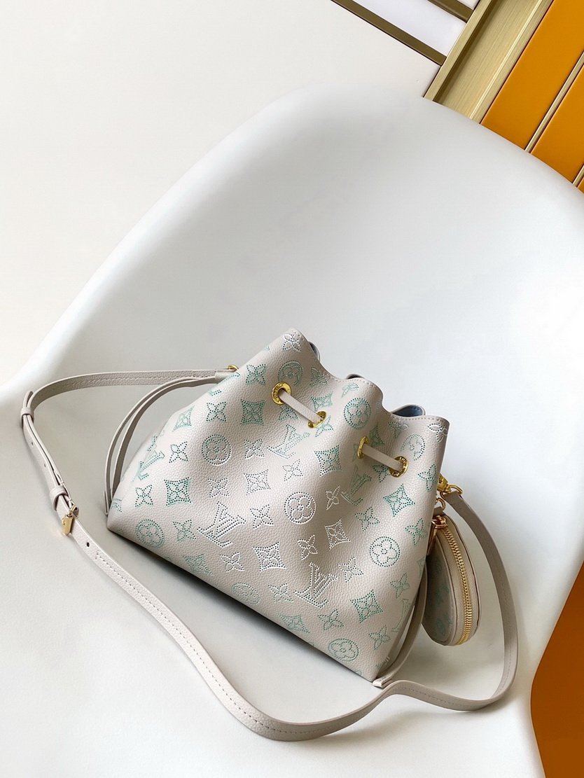 LV Bag-NFC(AAA)-541