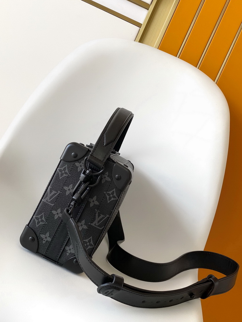 LV Bag-NFC(AAA)-563