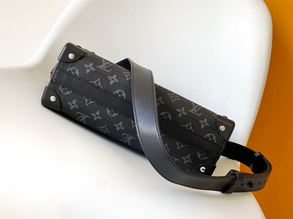 LV Bag-NFC(AAA)-563