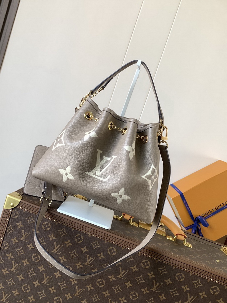 LV Bag-NFC(AAA)-588