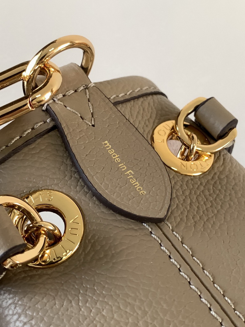 LV Bag-NFC(AAA)-588