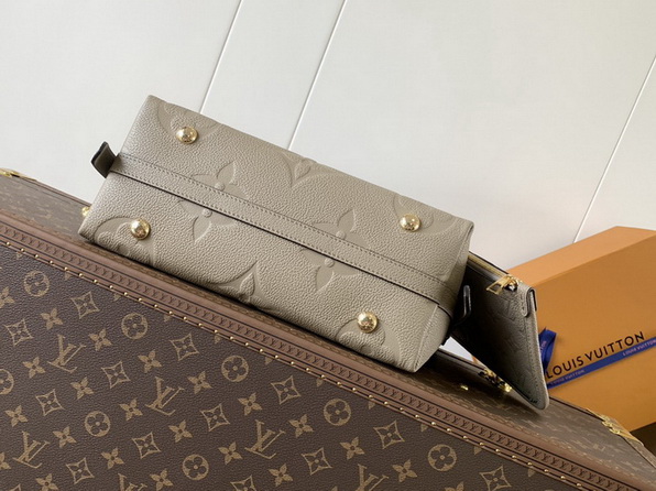 LV Bag-NFC(AAA)-597