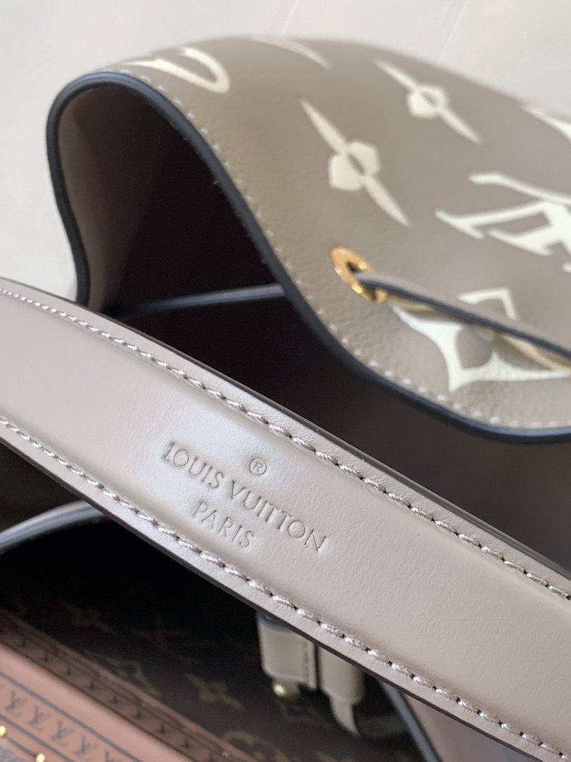 LV Bag-NFC(AAA)-620