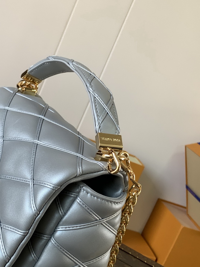 LV Bag-NFC(AAA)-660