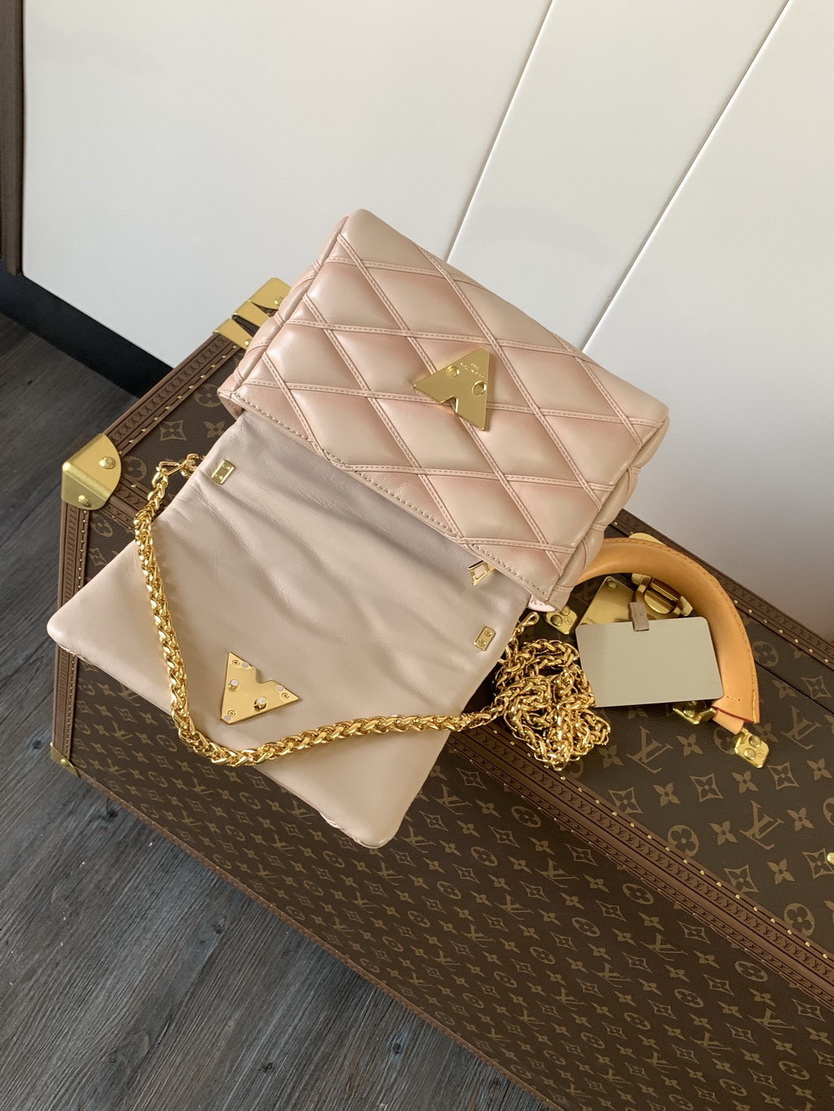 LV Bag-NFC(AAA)-662