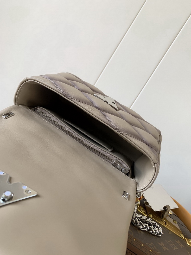 LV Bag-NFC(AAA)-664