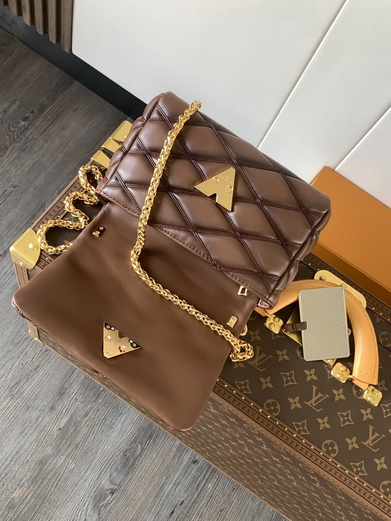 LV Bag-NFC(AAA)-666