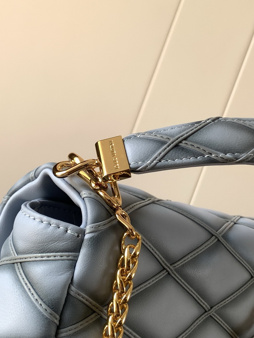 LV Bag-NFC(AAA)-670