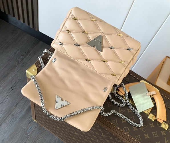 LV Bag-NFC(AAA)-675