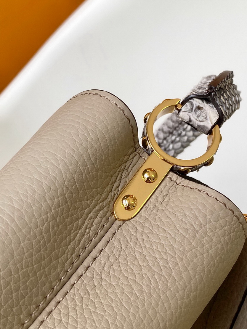 LV Bag-NFC(AAA)-688