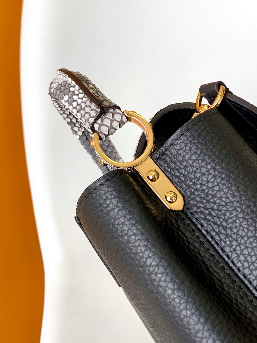 LV Bag-NFC(AAA)-689