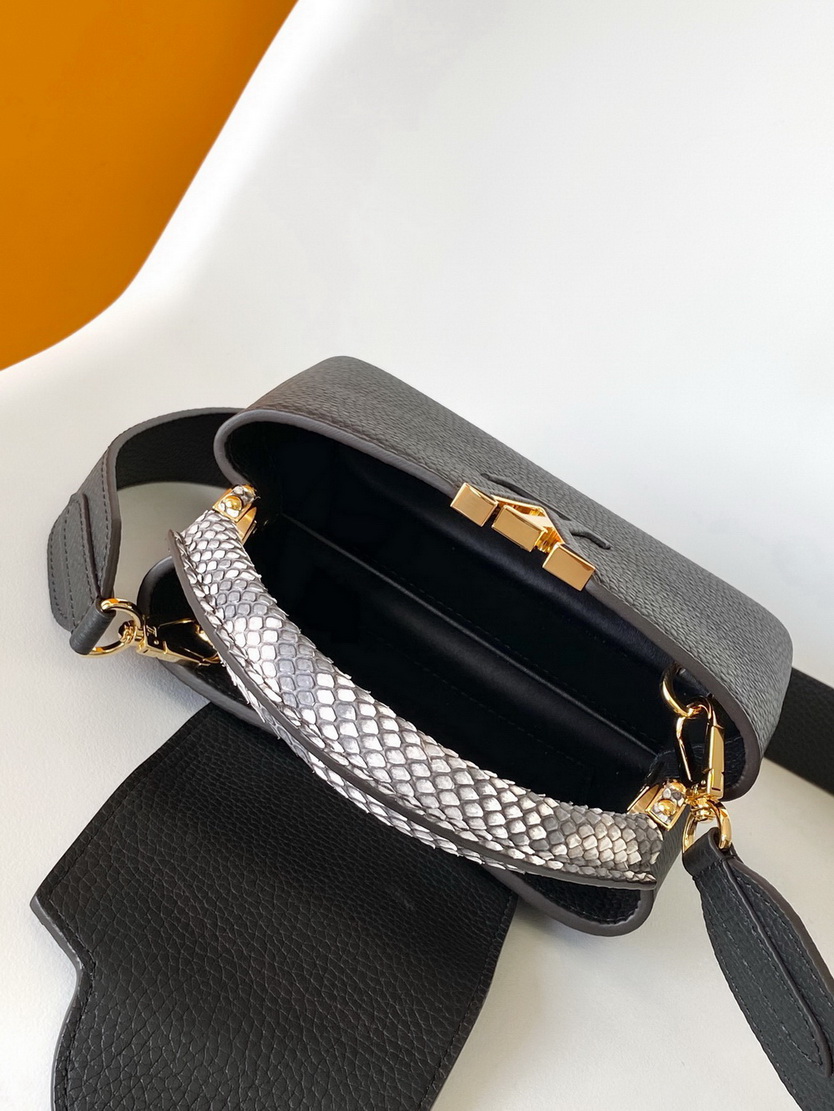 LV Bag-NFC(AAA)-689
