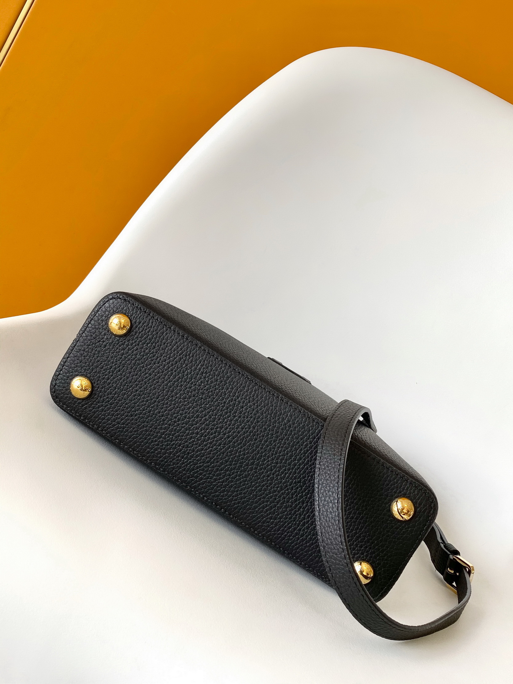 LV Bag-NFC(AAA)-695