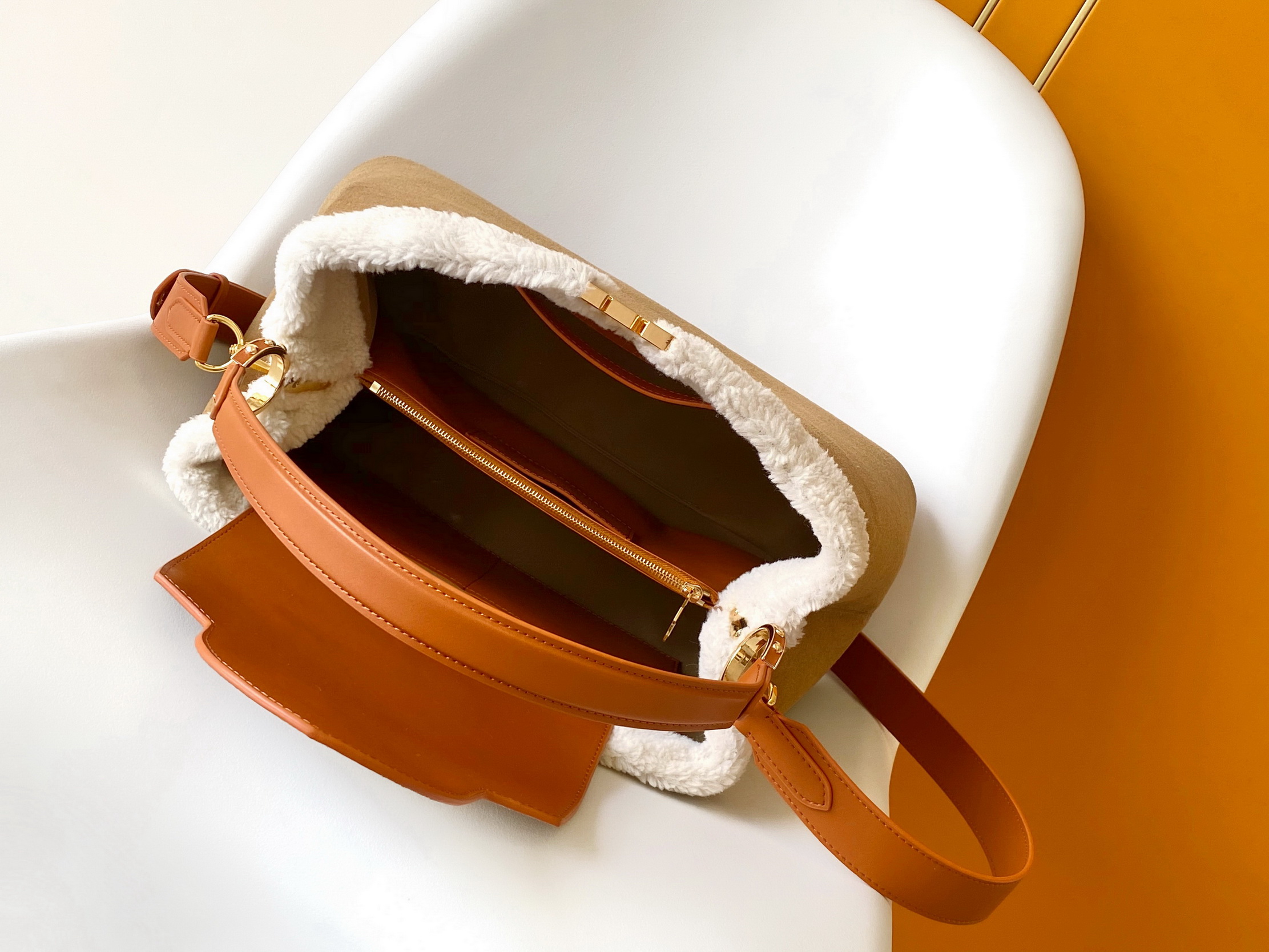 LV Bag-NFC(AAA)-738