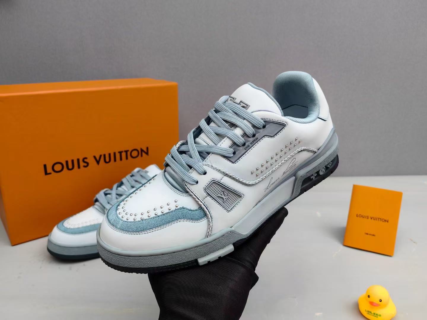 LV Shoes(AAA)-1079