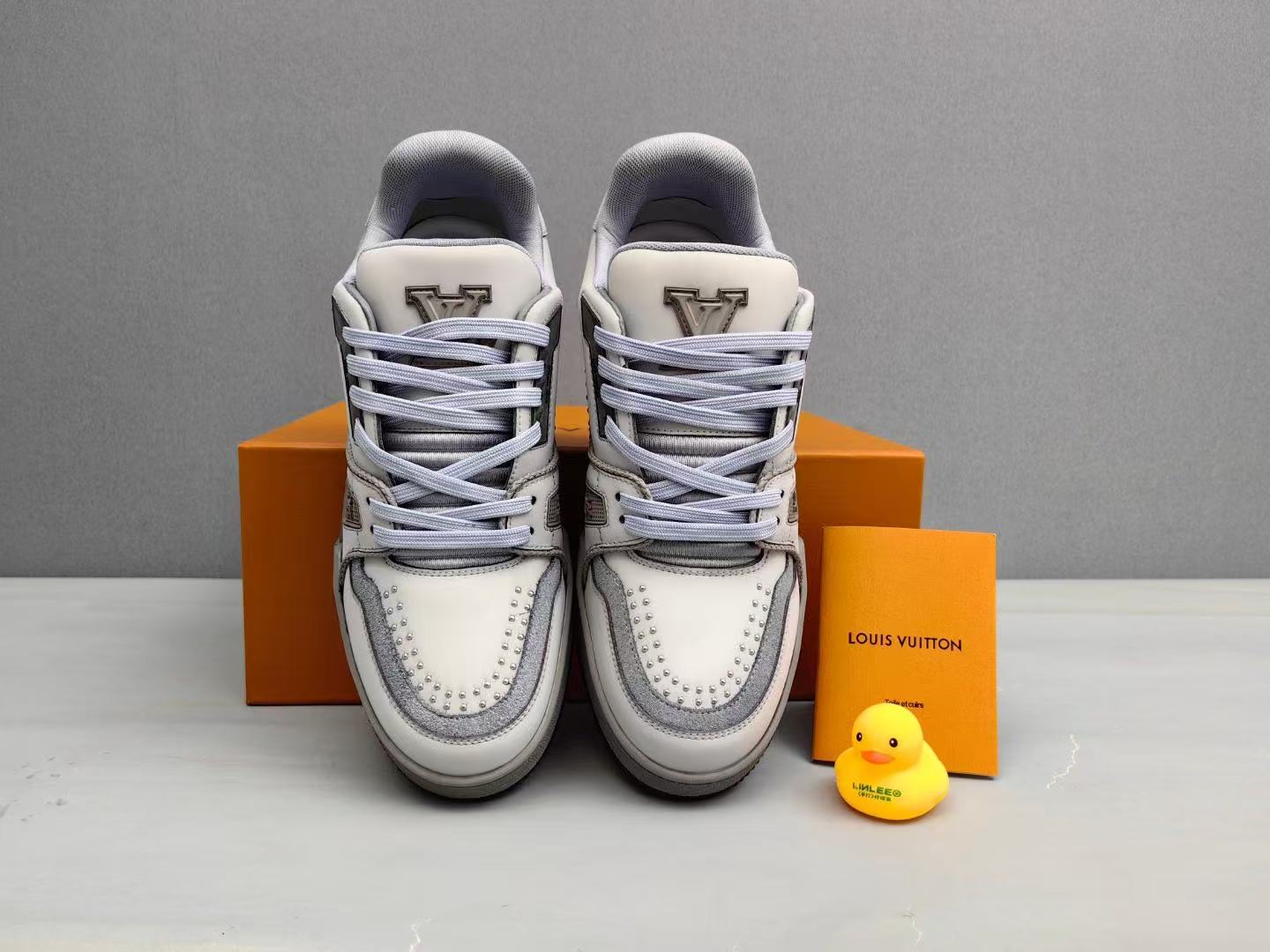 LV Shoes(AAA)-1081