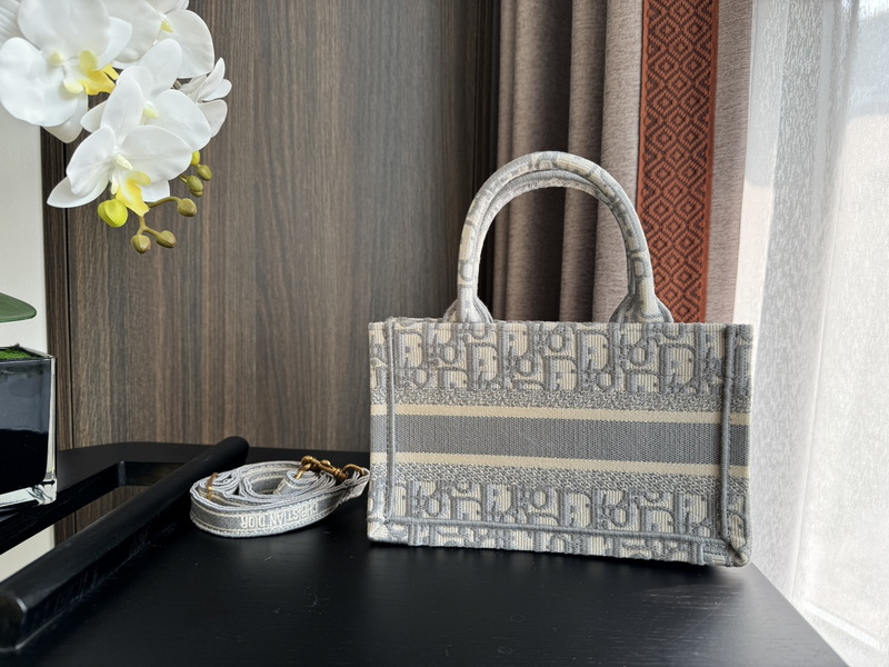 D*or handbags aaa(women)-701