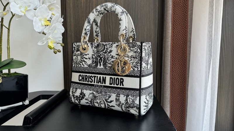 D*or handbags aaa(women)-711
