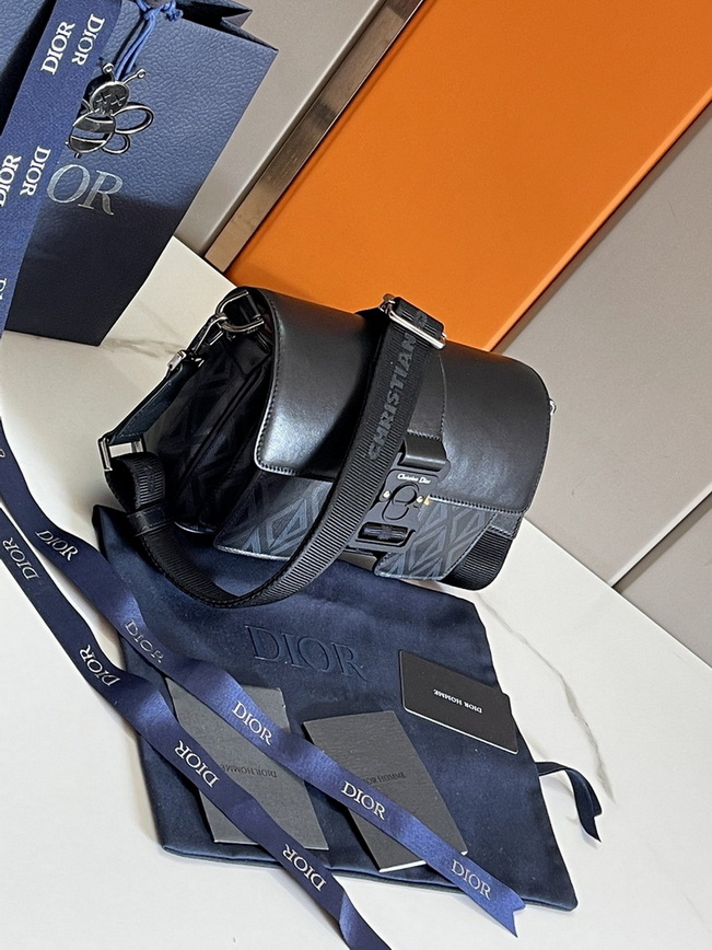 D*or handbags aaa(men)-016