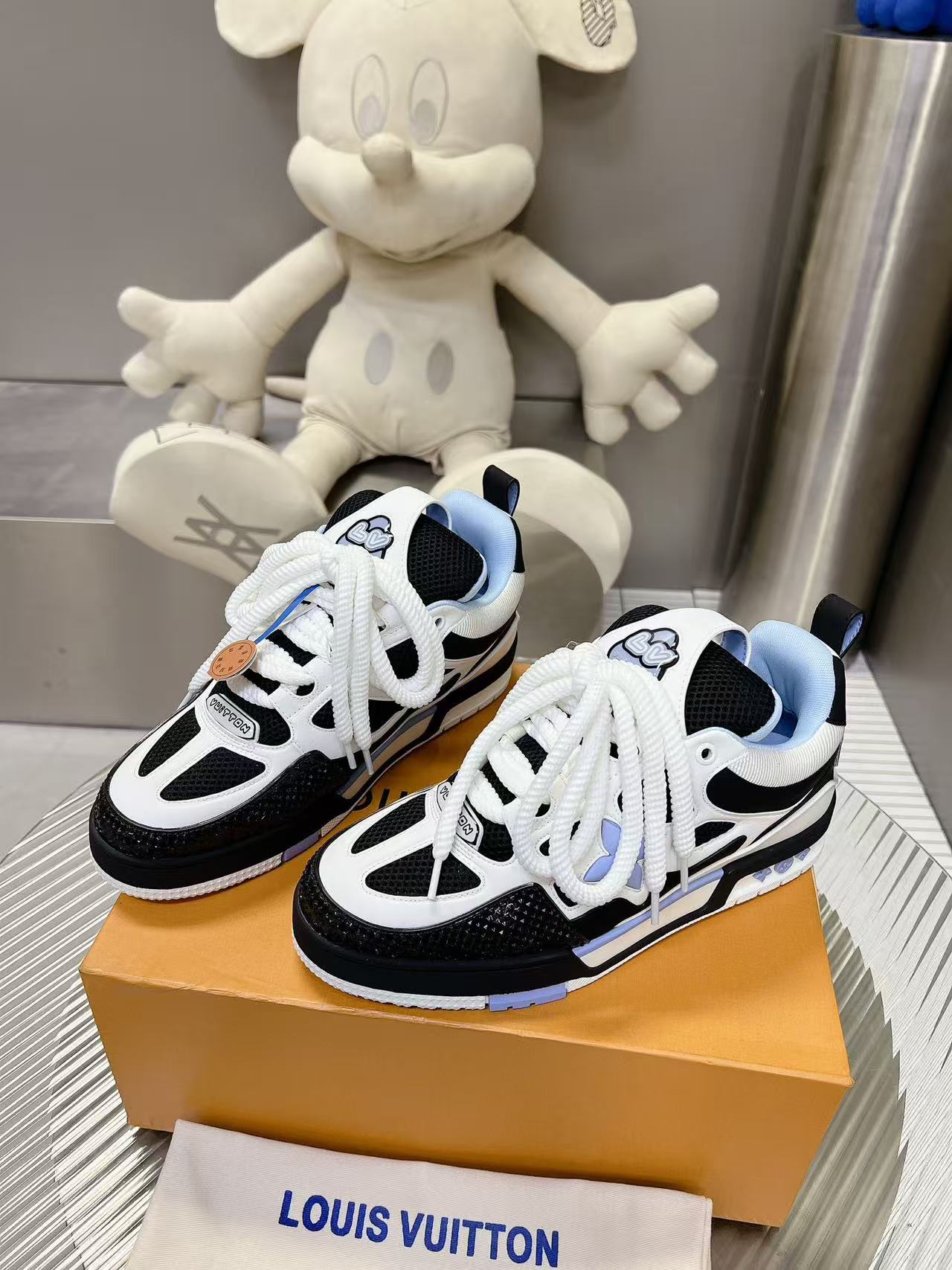 LV Shoes(AAA)-1086