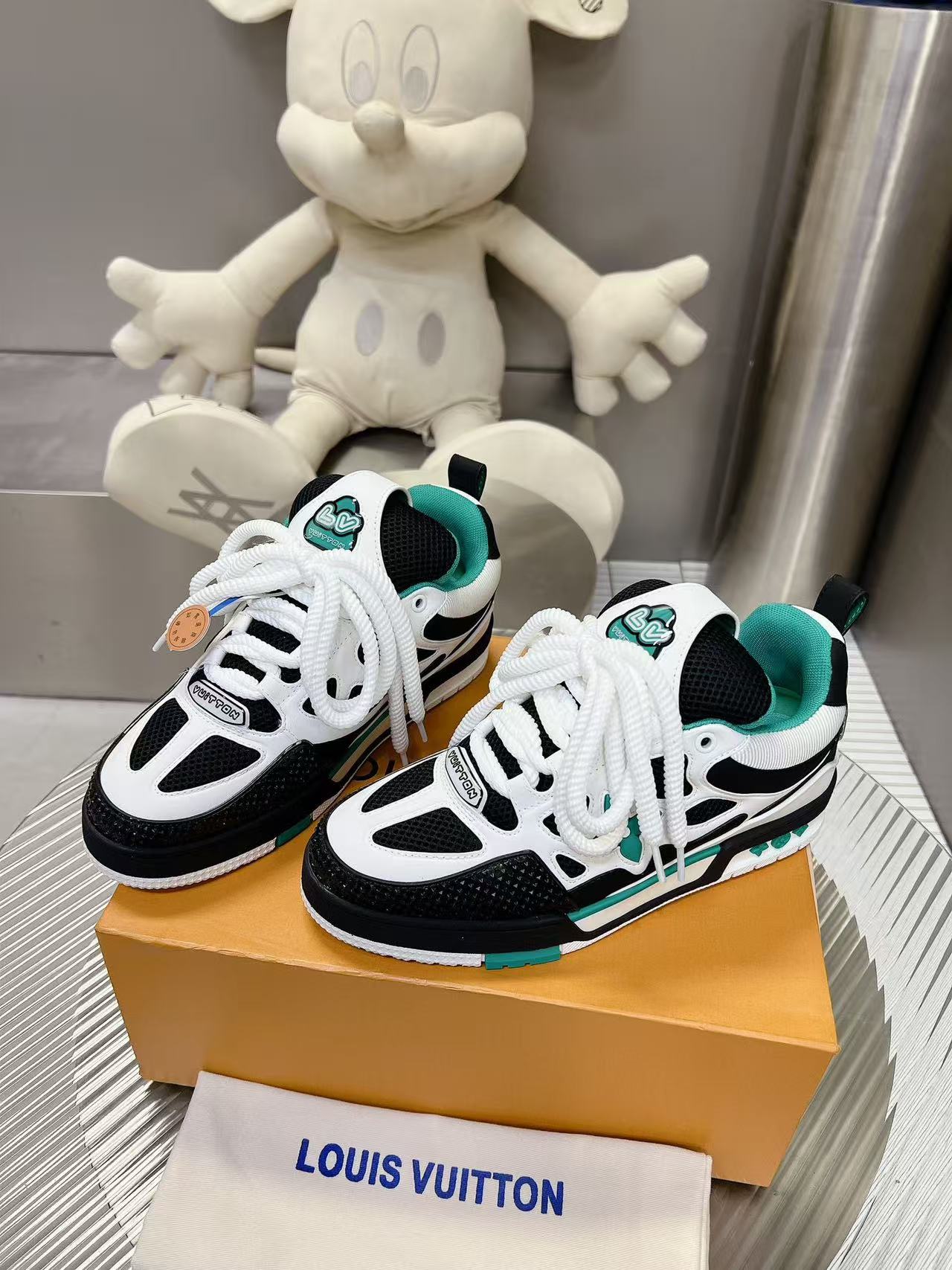 LV Shoes(AAA)-1088