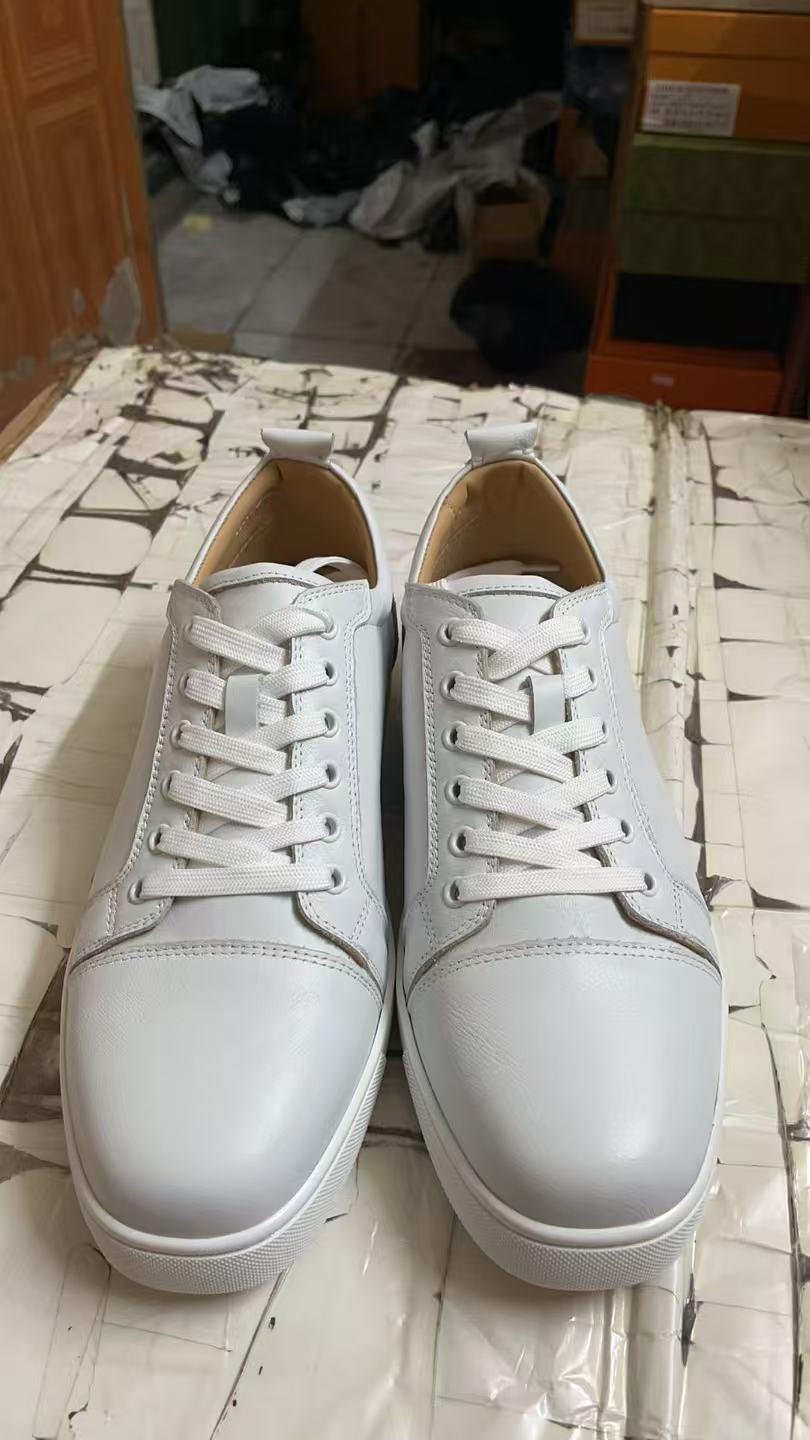 CL Men Shoes-561