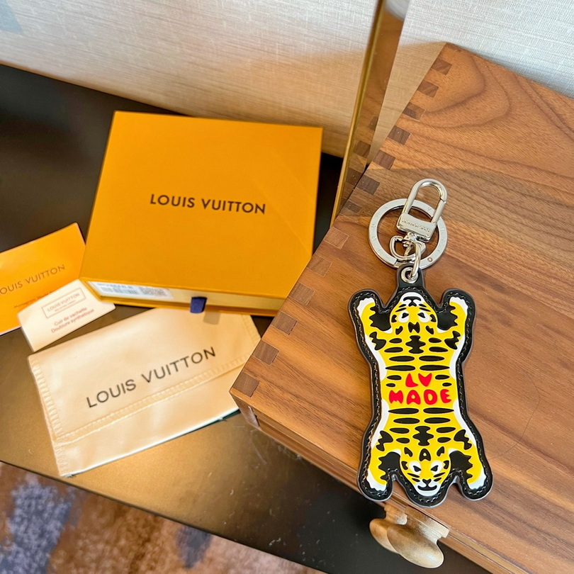 LV Key Ring-399