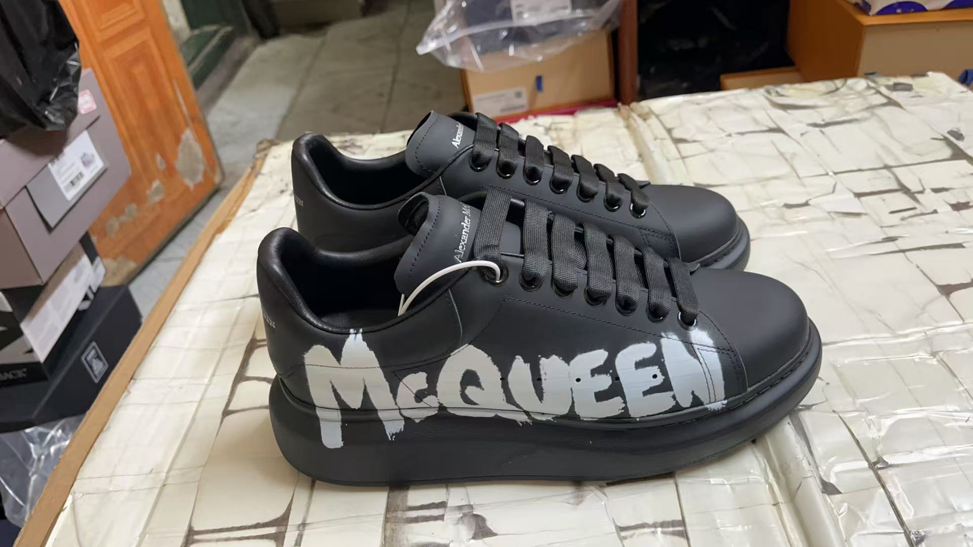 ale*d*r M*Q*en shoes(aaa)-166