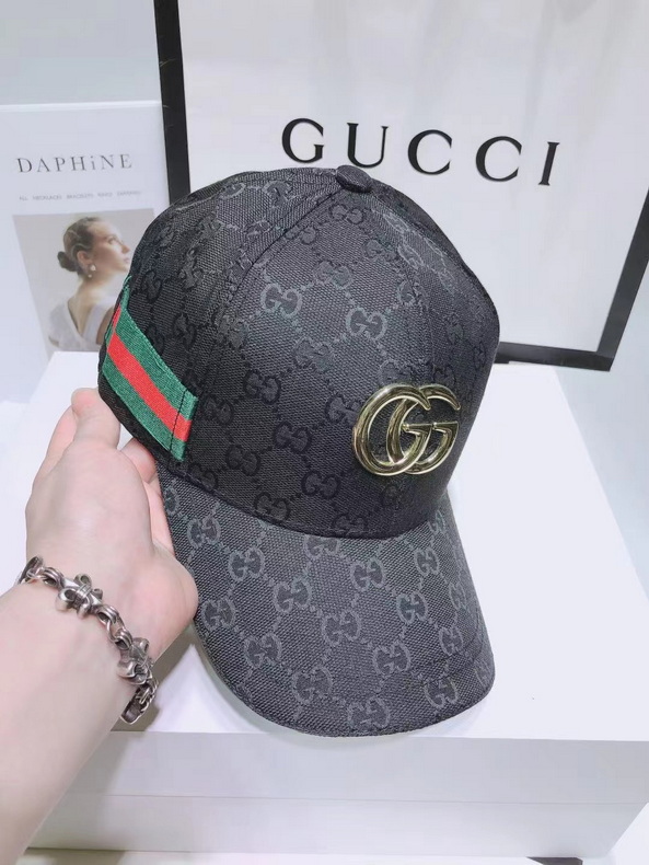 G*u*i cap-214
