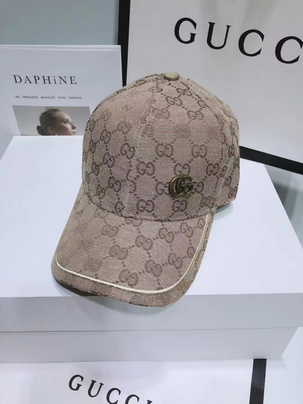 G*u*i cap-212