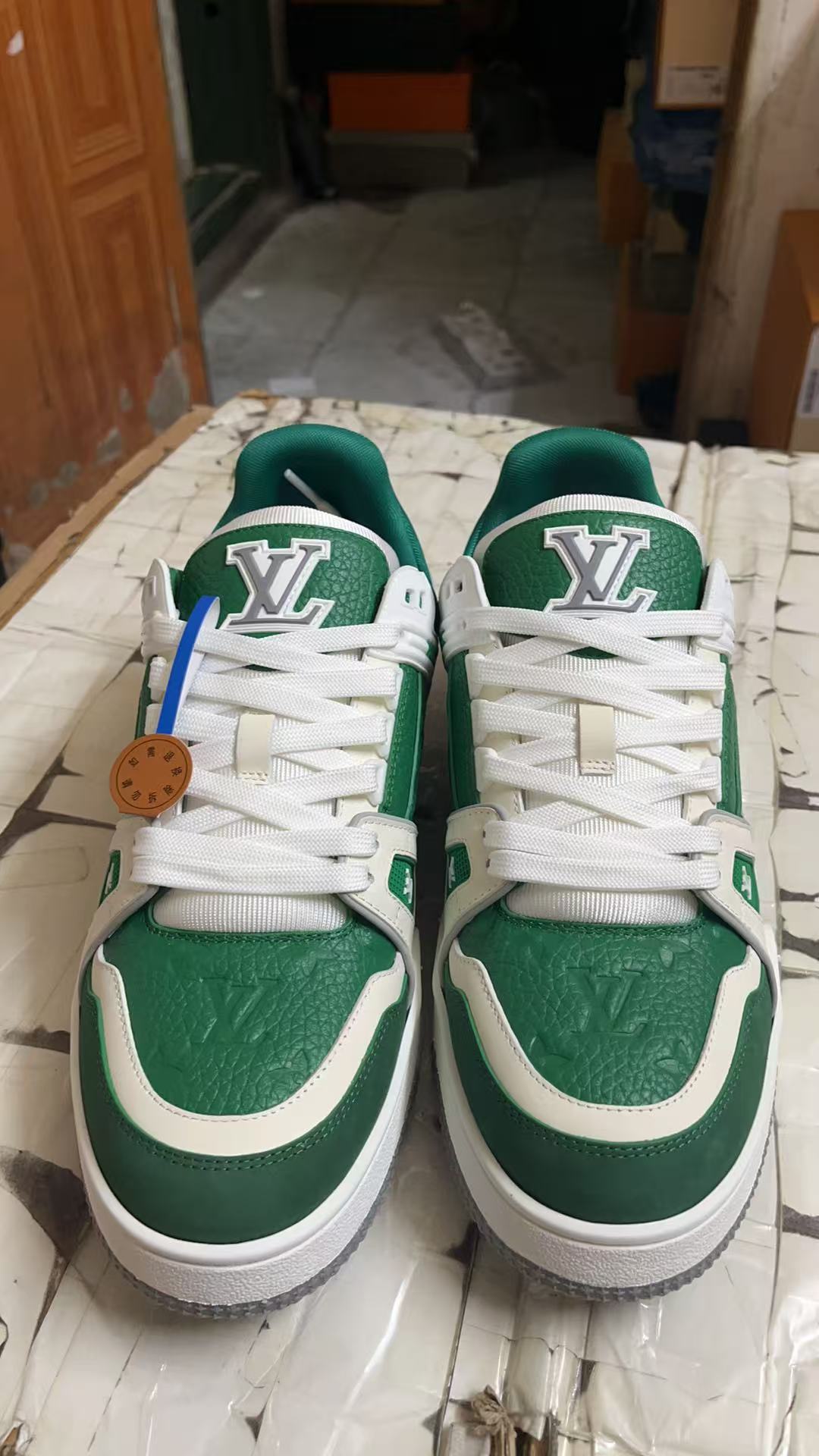 LV Shoes(AAA)-1144