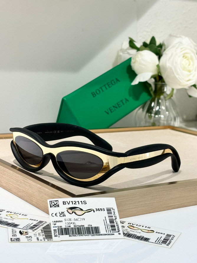 bo*te*ga Ve*ne*ta sunglasses(aaaa)-639