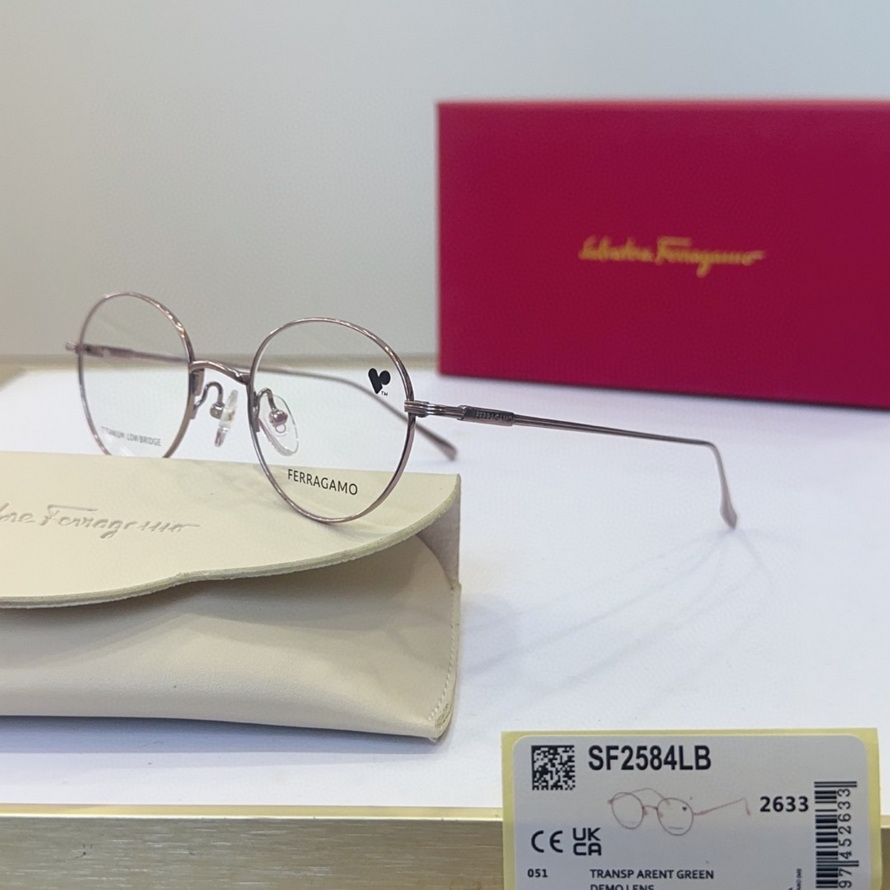 FERRAGAMO Sunglasses(AAAA)-377