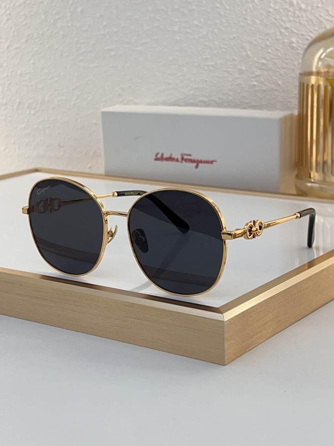 FERRAGAMO Sunglasses(AAAA)-353