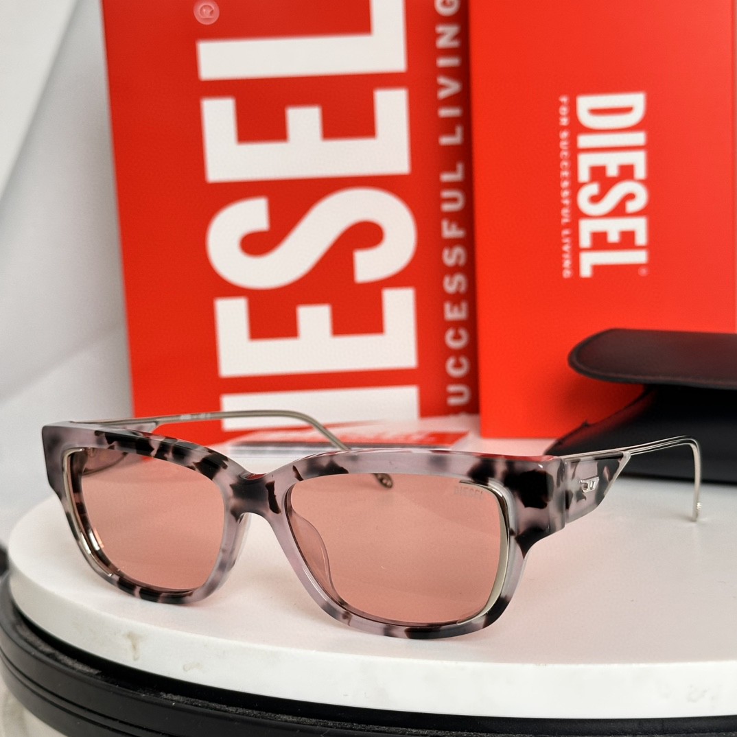 DIESEL Sunglasses(AAAA)-009