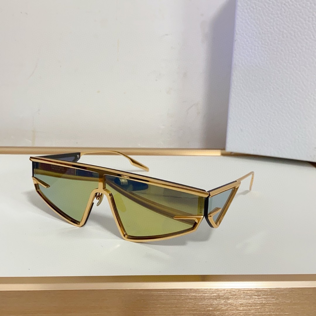 GIVENCHY Sunglasses(AAAA)-214