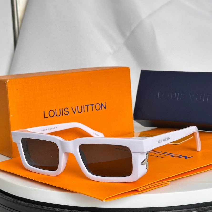 LV Sunglasses(AAAA)-3192
