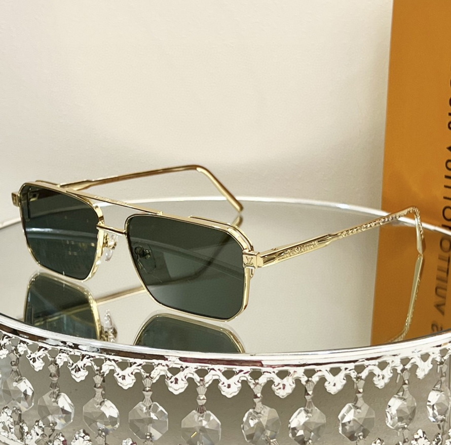 LV Sunglasses(AAAA)-2696