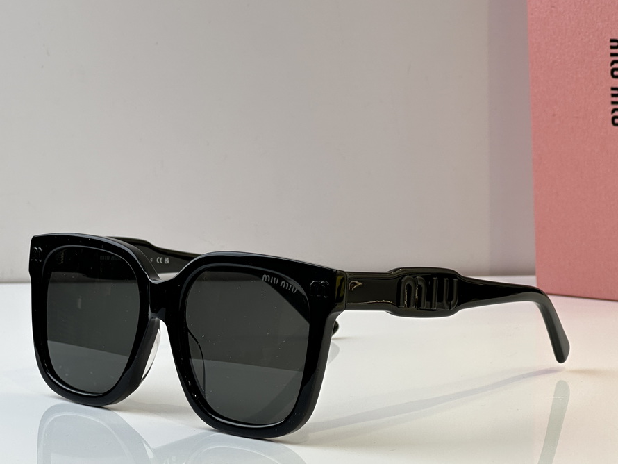 M*um*u sunglasses(aaaa)-303