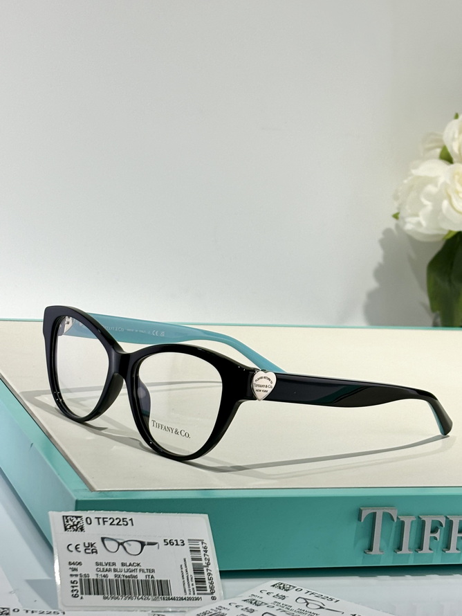T*f*ny&co. sunglasses(aaaa)-620